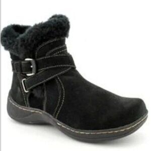 Baretraps Eryn Womens Size 6 Black Regular Suede Winter Boots